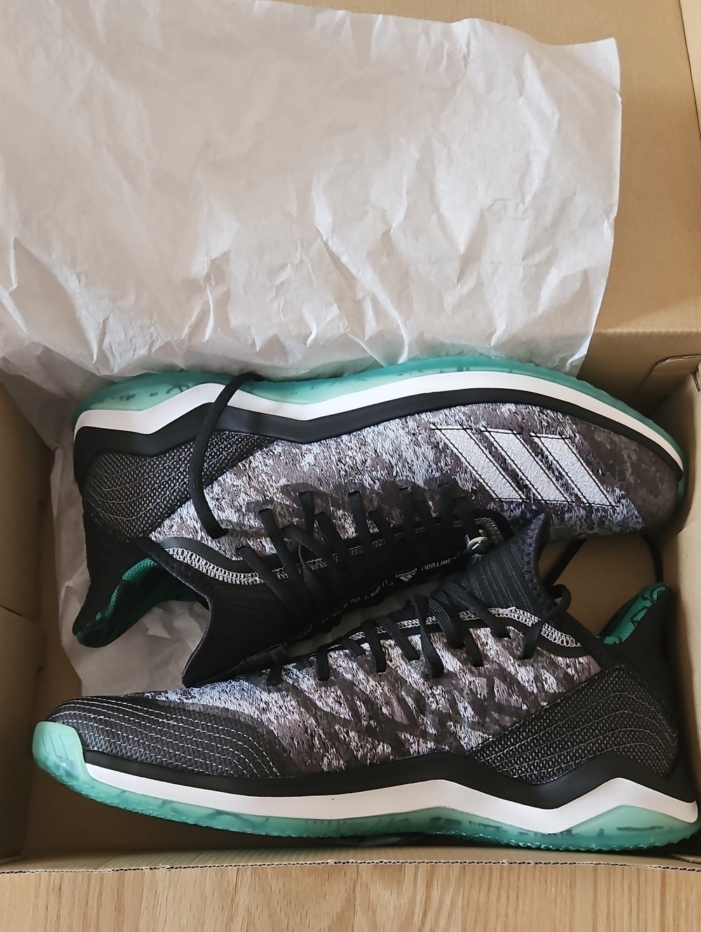Adidas Mens Icon 4 Trainer Baseball Shoes Size 11.5 (Never Worn)